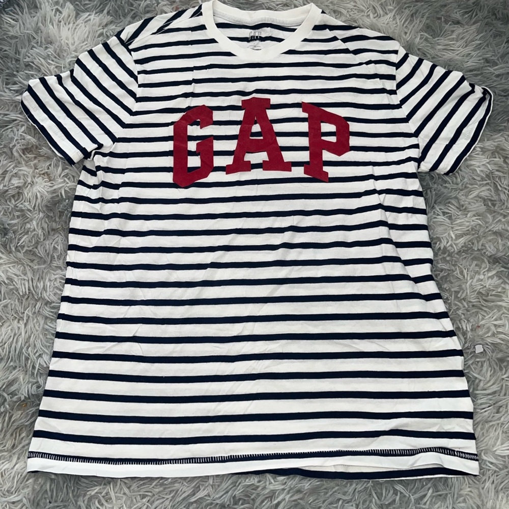 Gap - Tee